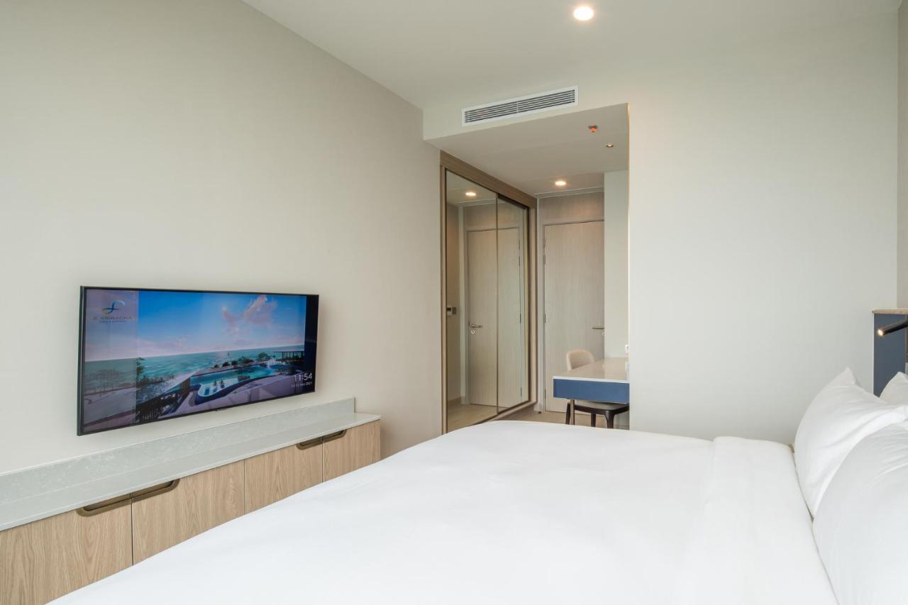 S Sriracha Hotel & Residence Сі-Рача Екстер'єр фото