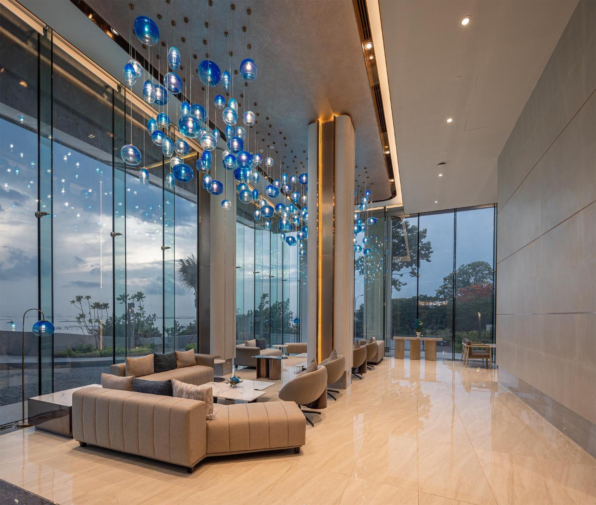S Sriracha Hotel & Residence Сі-Рача Екстер'єр фото